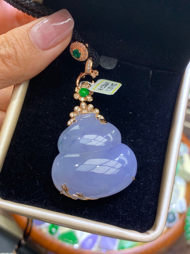 18金镶嵌翡翠吊坠11