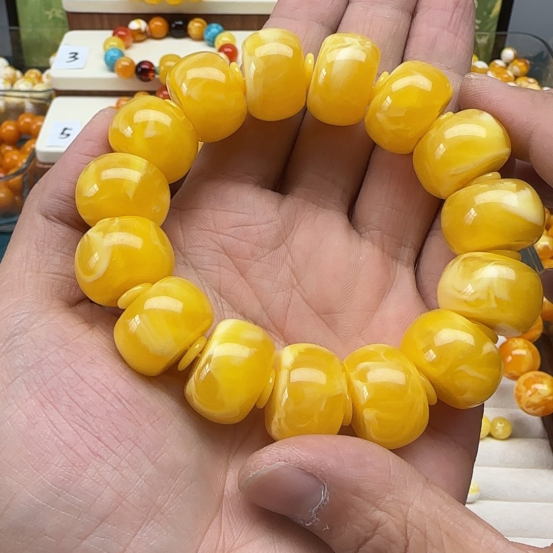 风***缘无非金属鸡油黄色素串搭配一条墩子