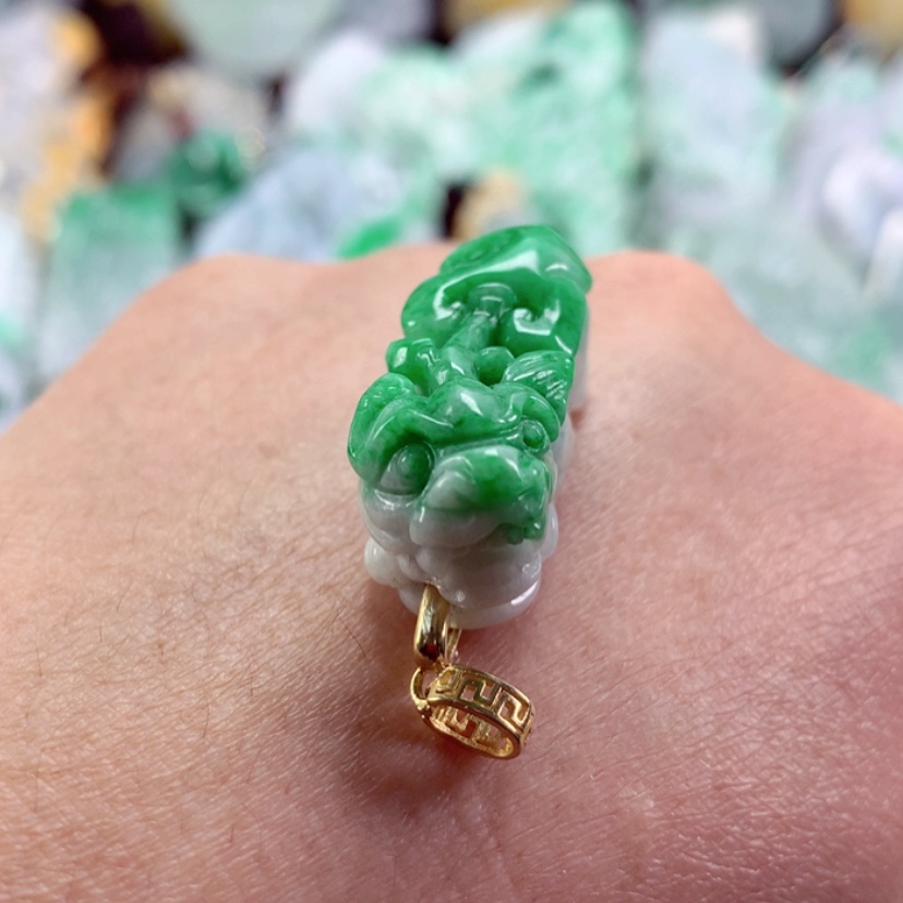 【闪购商品】翡翠吊坠(不含链)未镶嵌