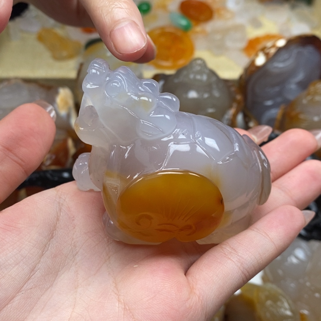 天***明玛瑙/玉髓未镶嵌颈饰