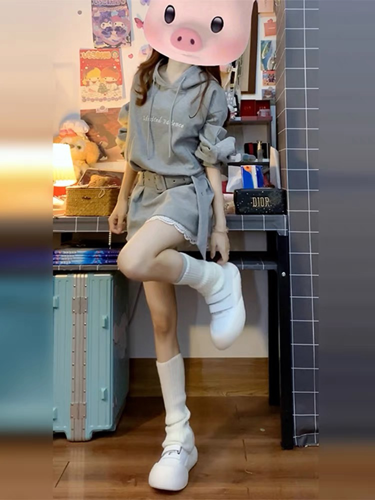 灰色连帽卫衣连衣裙子女2025新款早春季小个子学院风韩系穿搭短裙
