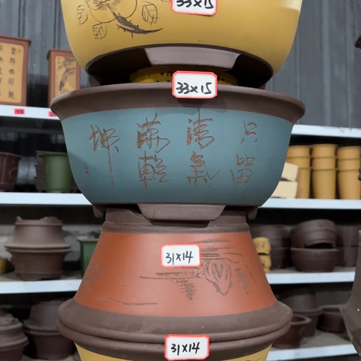 紫砂花盆100-4。     
