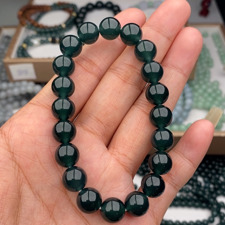 J***”翡翠未镶嵌手链手串