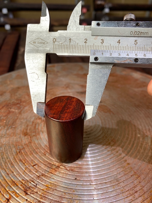 印度小叶紫檀高油密老料盖置，可盘玩的精品小东西，值得入手