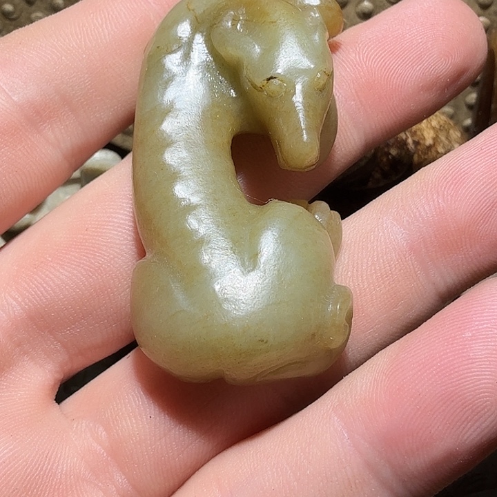 张***部和田玉（糖玉）未镶嵌挂件