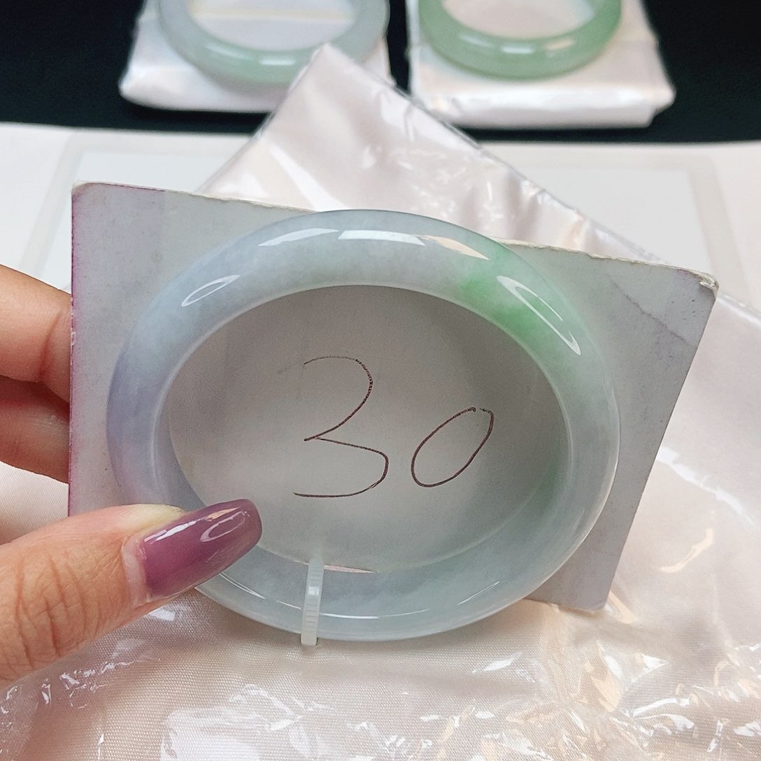 翡翠手镯未镶嵌 正圈59+