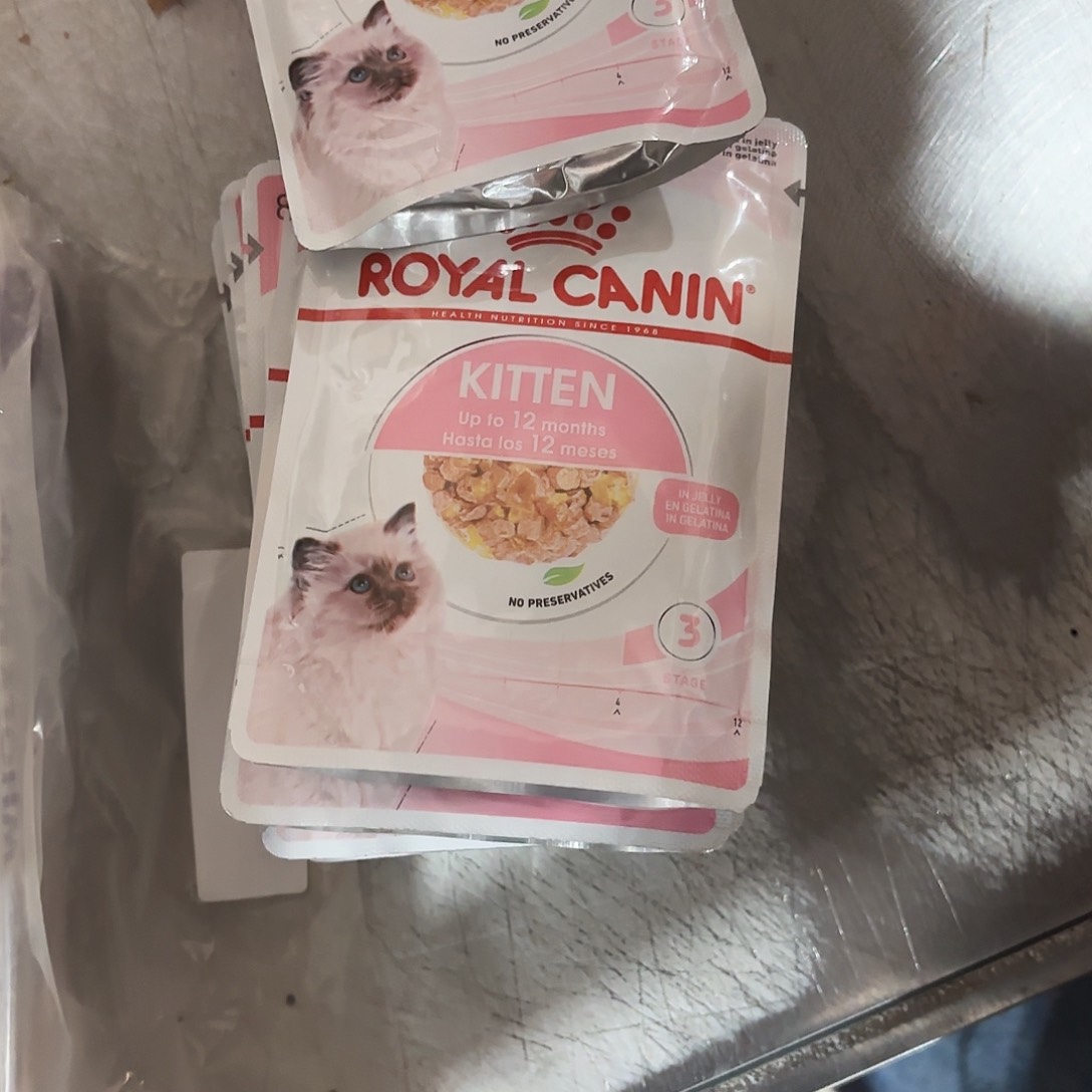 迷****剧5月临期 皇家咖喱幼猫湿粮85克*7包