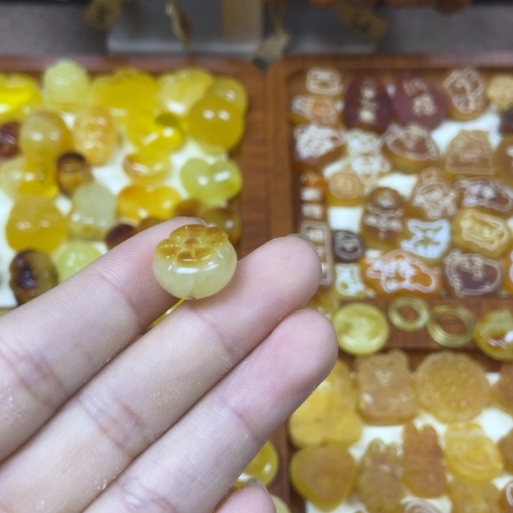 橄榄核吊坠小柿子19