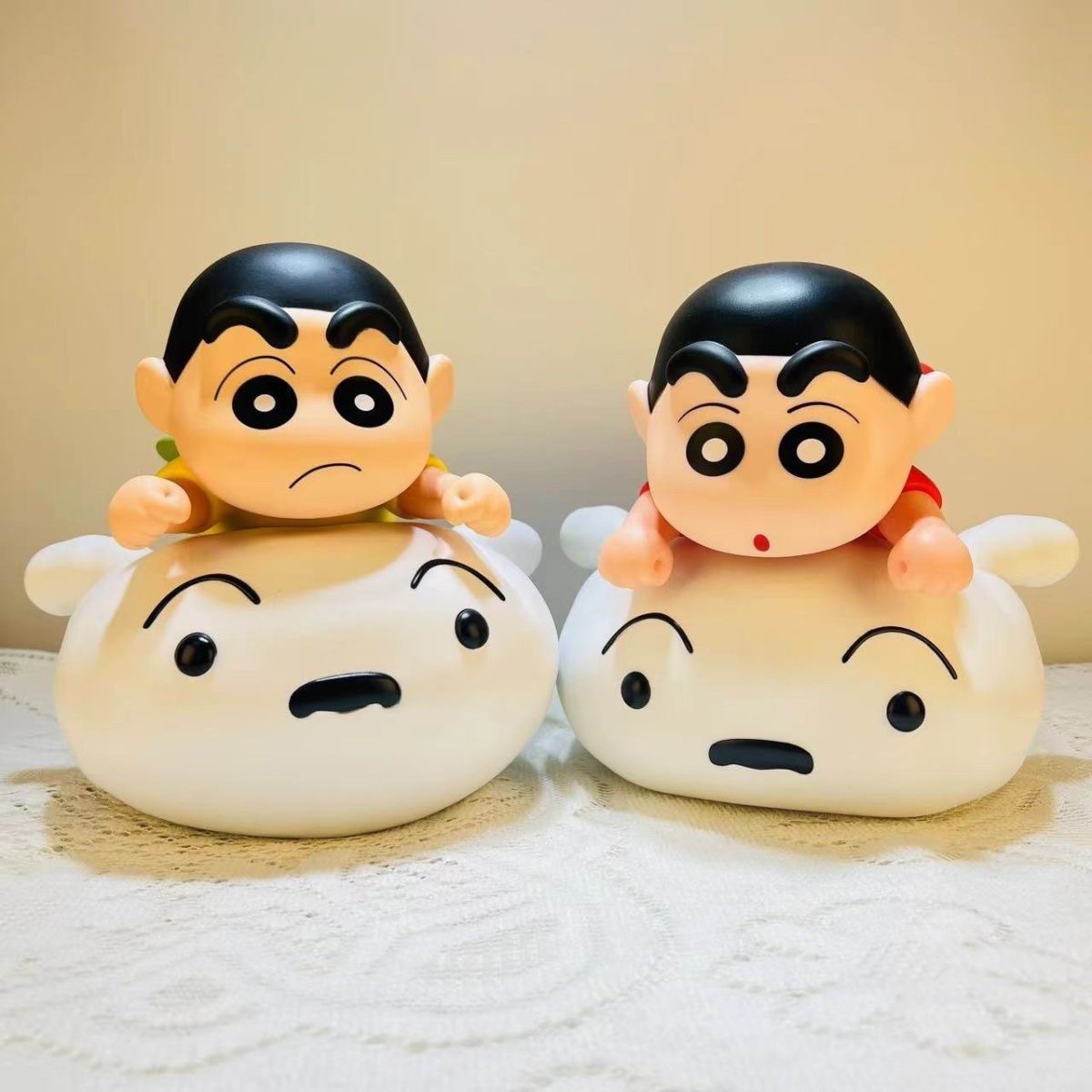 【新款】发光蜡笔小新夜灯骑小白小夜灯模型手办摆件动漫礼物网红