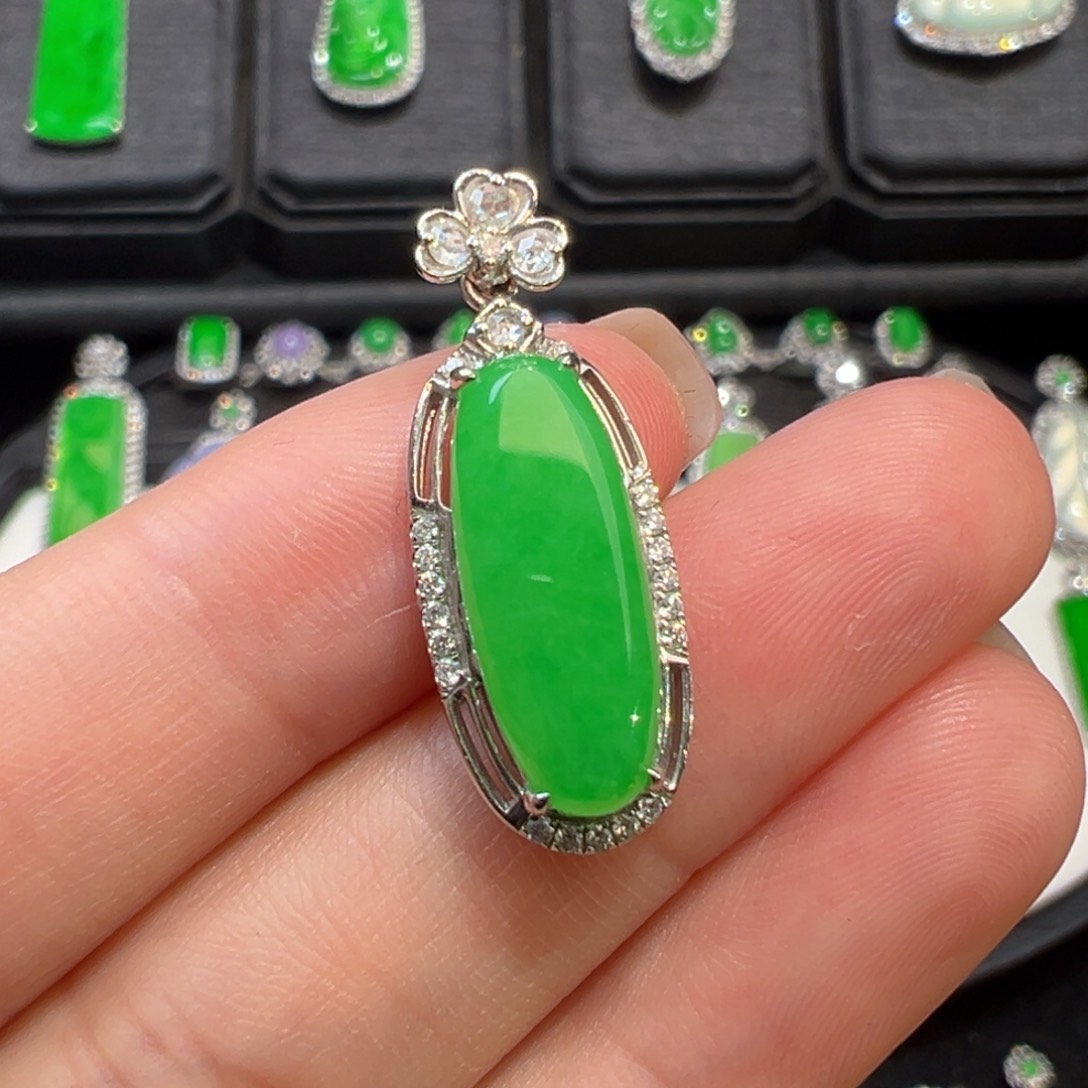 翡翠18K金镶嵌吊坠(不含链)收到货48小时鉴赏期