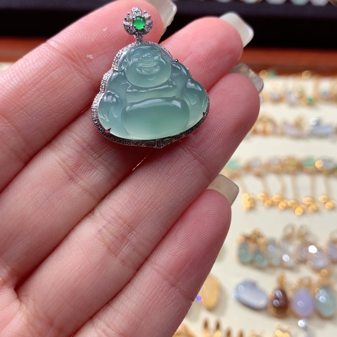 翡翠颈饰18K金镶嵌野****奇翡翠