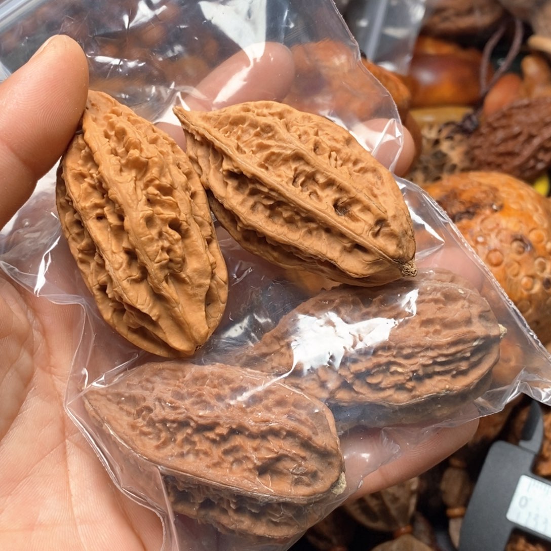 吊坠文玩核桃瑕疵157