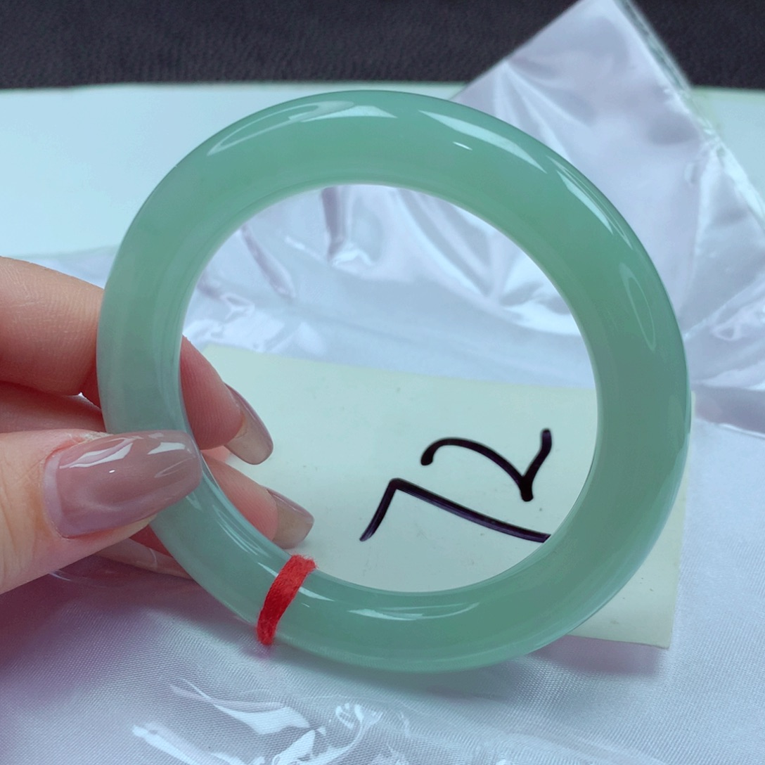 翡翠手镯未镶嵌手镯56