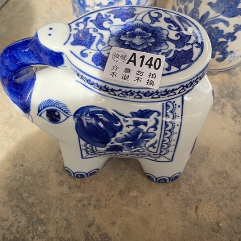 摆件陶瓷制品摆件..微瑕介意勿拍不退不换