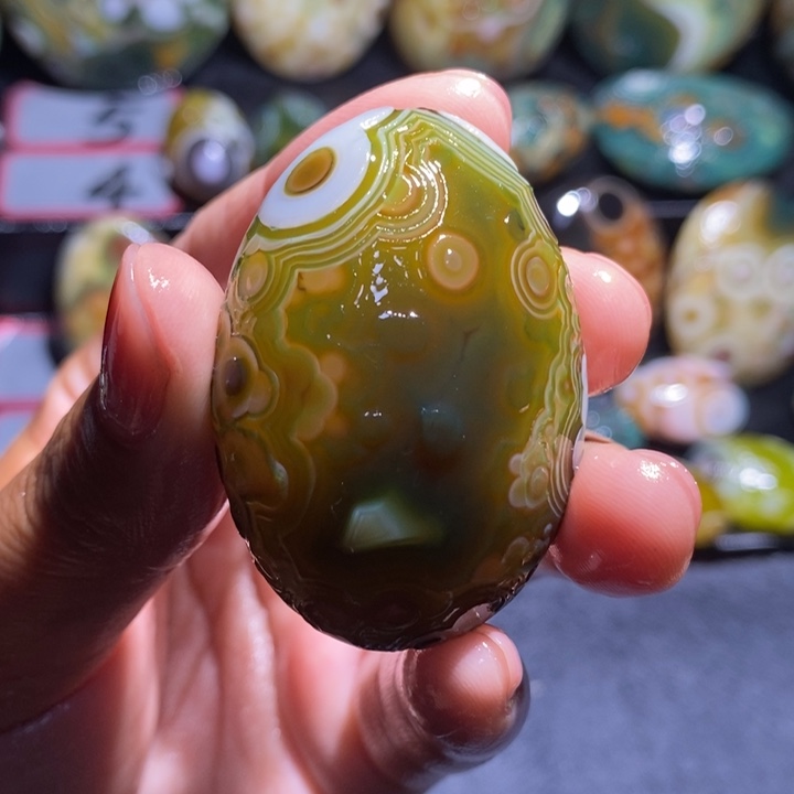 未镶嵌玛瑙/玉髓珠宝奇石