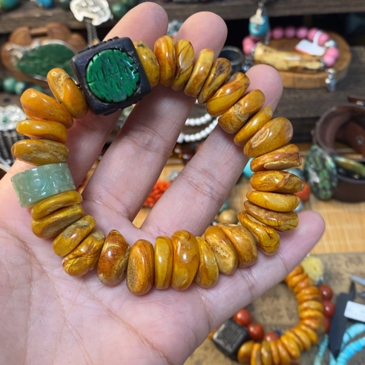 南红玛瑙颈饰未镶嵌?****影