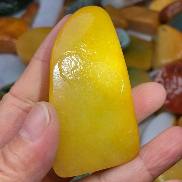追***者翡翠未镶嵌挂件缅甸翡翠
