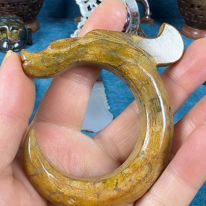 和田玉（糖玉）未镶嵌挂件