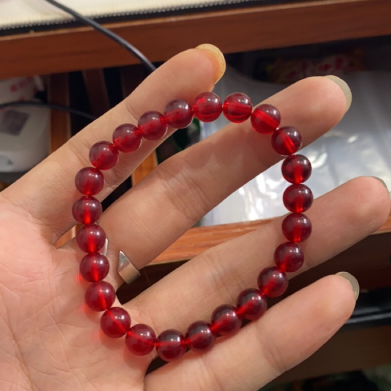  817  卡8红血手串