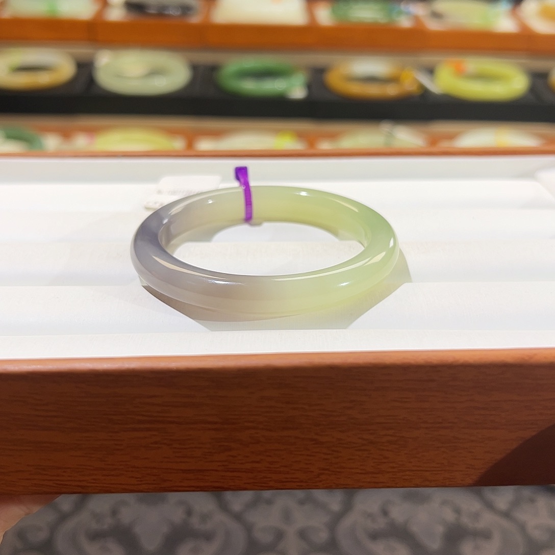 和田玉手镯未镶嵌  【紫翠】