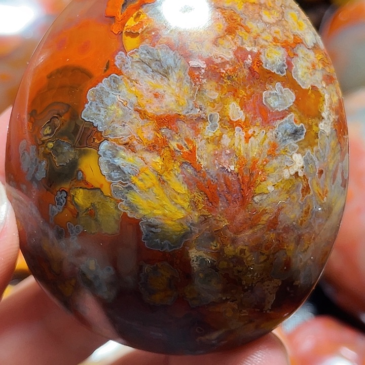 玛瑙/玉髓玛瑙未镶嵌撑**人