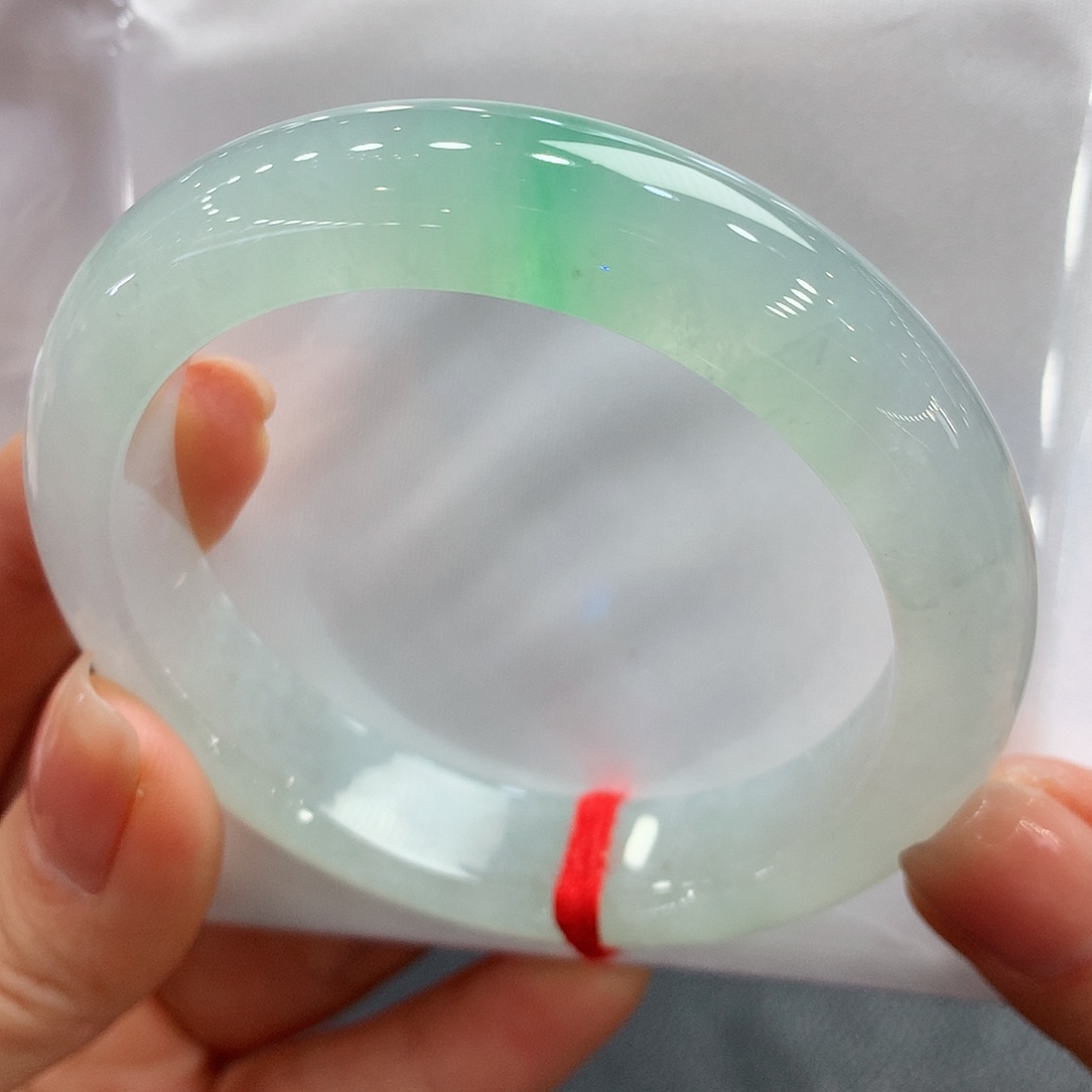 翡翠未镶嵌手镯54.8正圈两天鉴赏