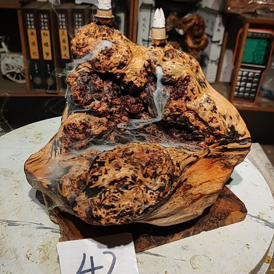 宝***日松木42北沉香琥珀木天然造型山水摆件