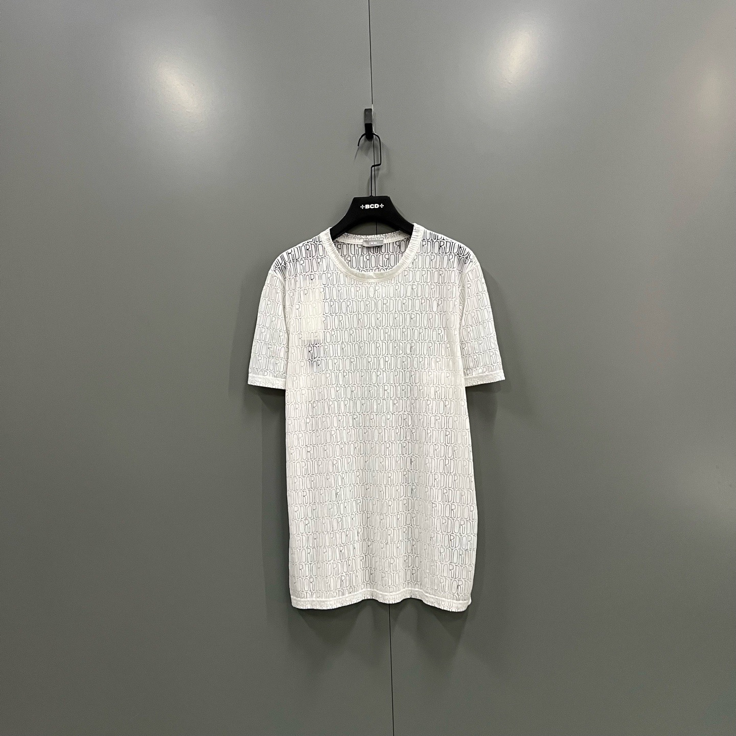 99新 DIOR/迪奥 c25 白色满印字母短袖 XL码/bc015993