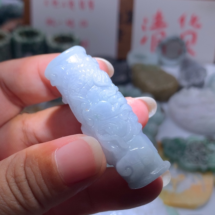 翡翠未镶嵌颈饰保真天然A货翡翠 