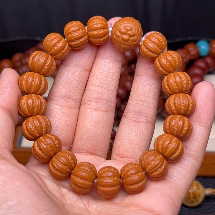 吊坠猴头核桃14新八愣串财神