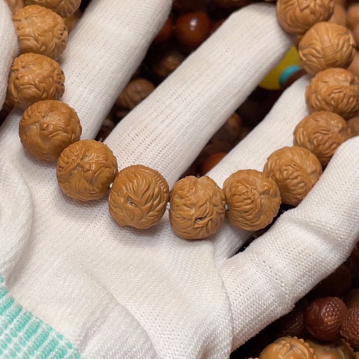 猴头核桃手串常***雪悟空