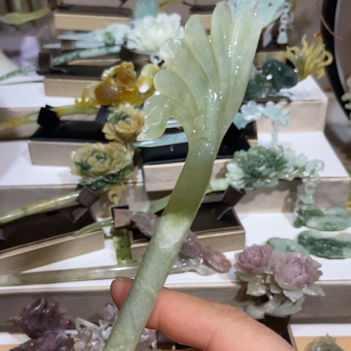 蛇纹石玉发饰未镶嵌