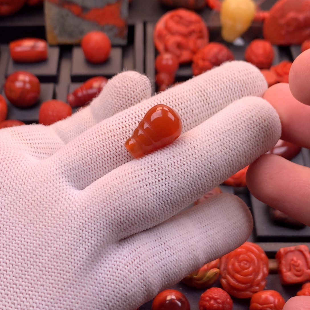 南红玛瑙未镶嵌【传仁】川料原矿樱桃红奶嘴三通12.2mm