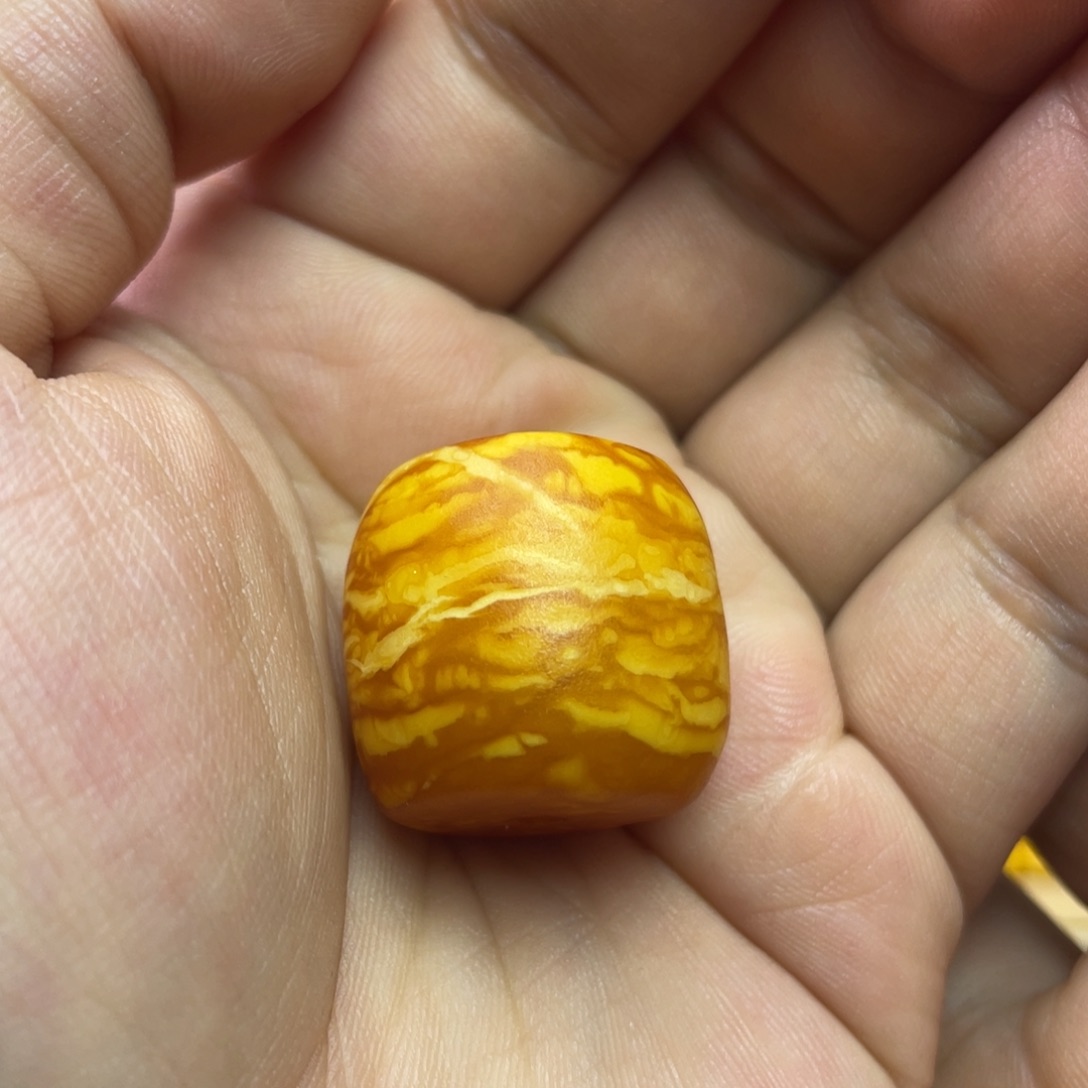 蜜蜡未镶嵌吊坠(不含链)