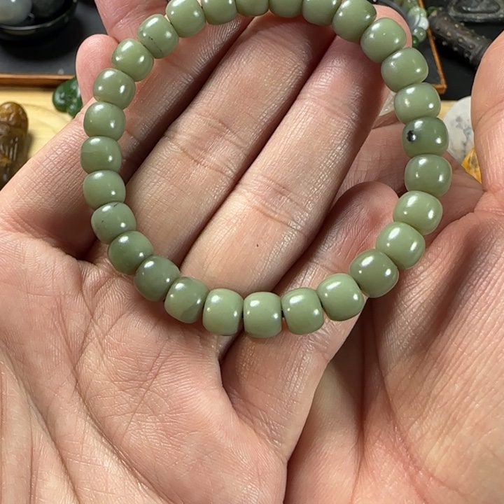 和田玉未镶嵌颈饰福利