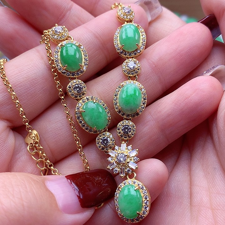 翡翠颈饰银S925镶嵌翡翠