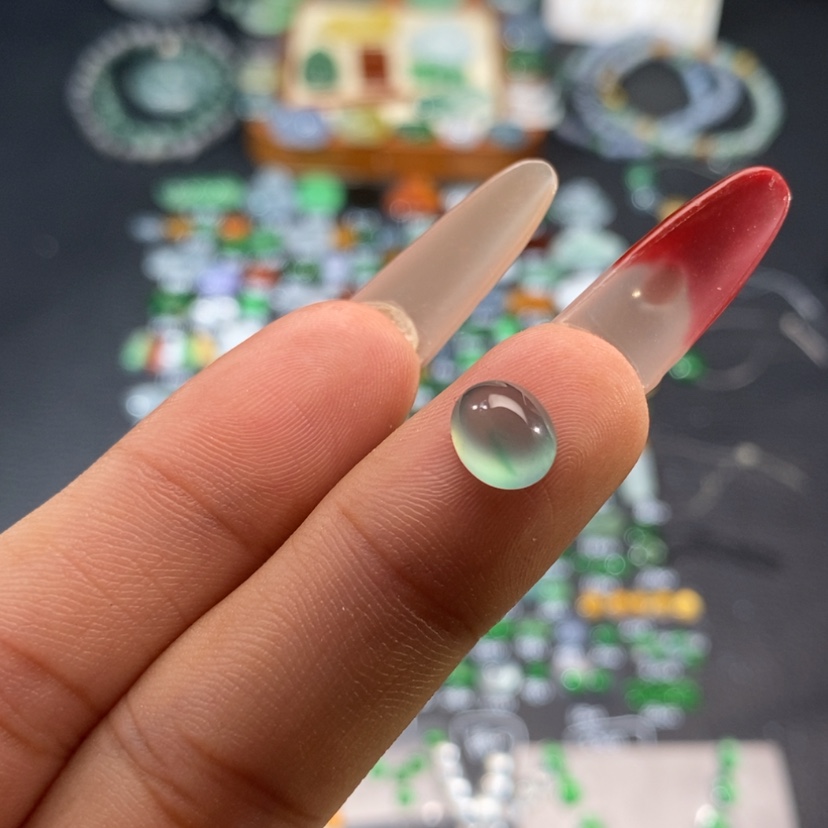 【闪购商品】翡翠挂件未镶嵌蛋