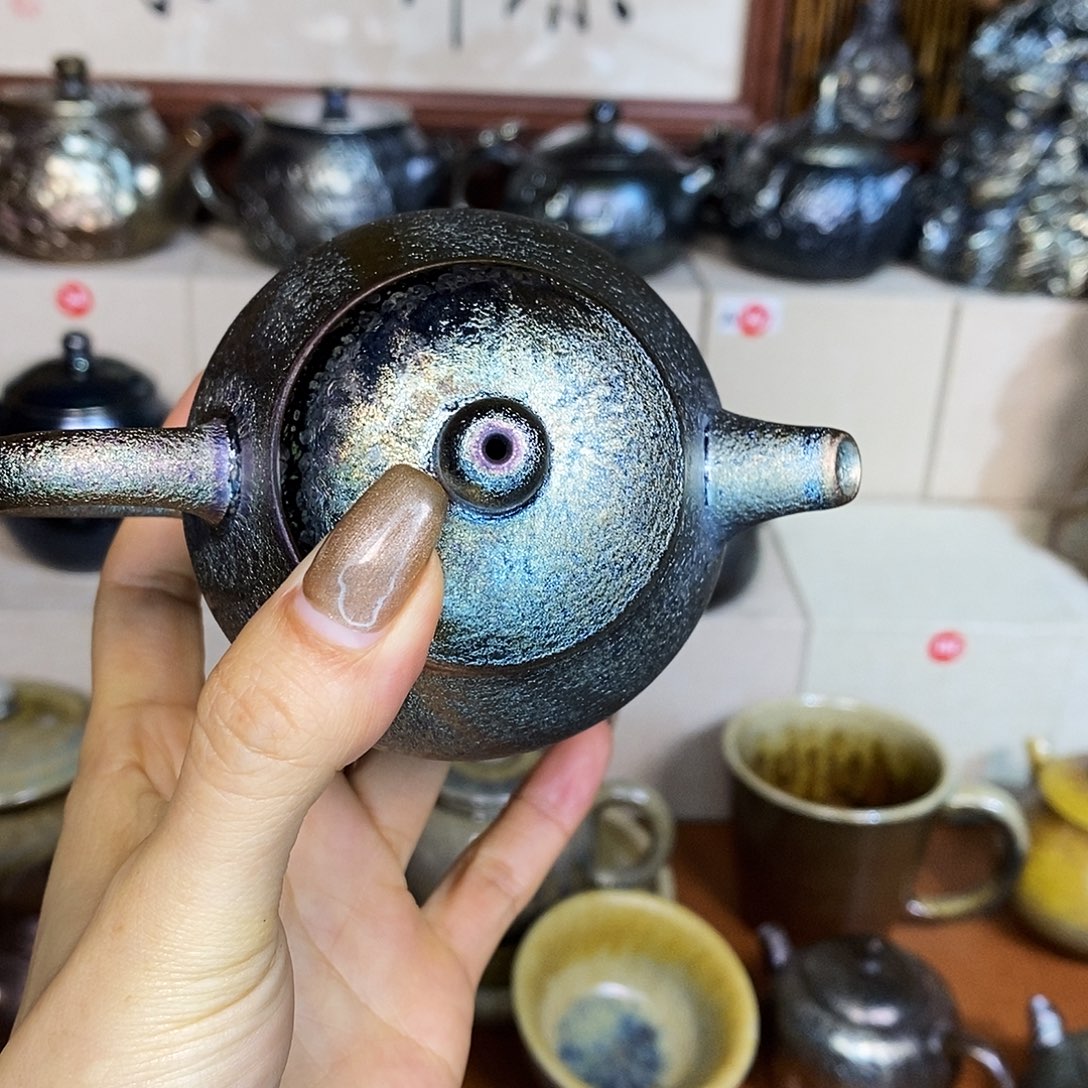 用***9云南建水紫陶柴烧壶