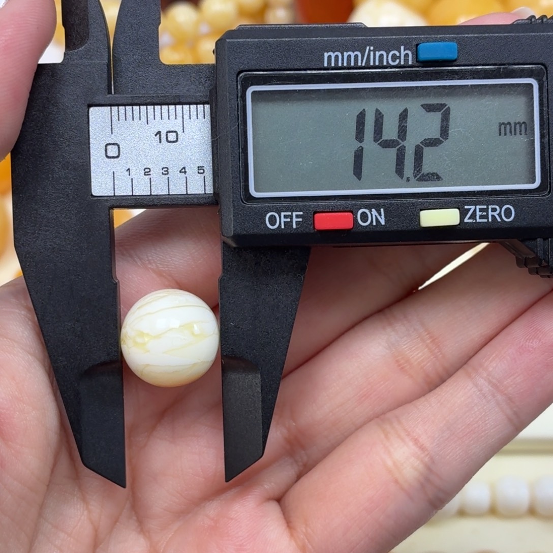 核***铁琥珀未镶嵌珠宝奇石乌料沁白虎皮纹圆珠14.2mm