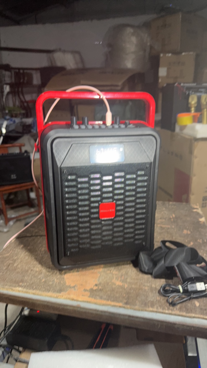 9新  小手提音响电池坏，单麦