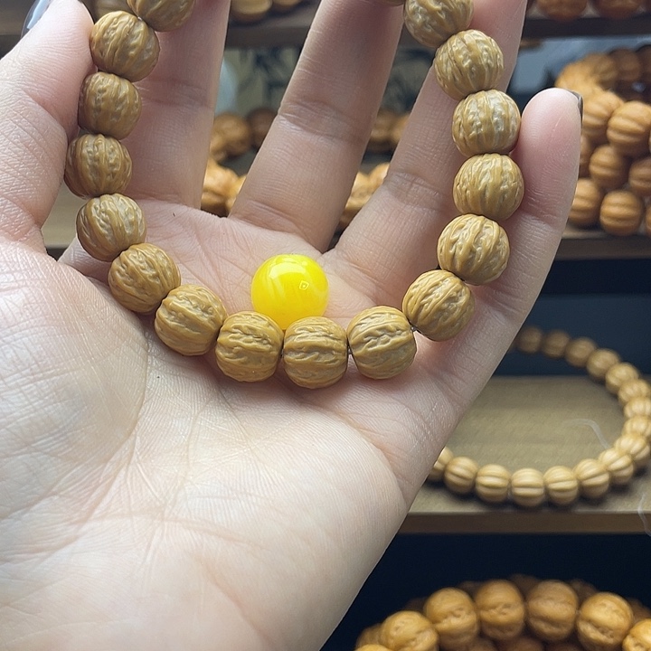 吊坠猴头核桃京八棱