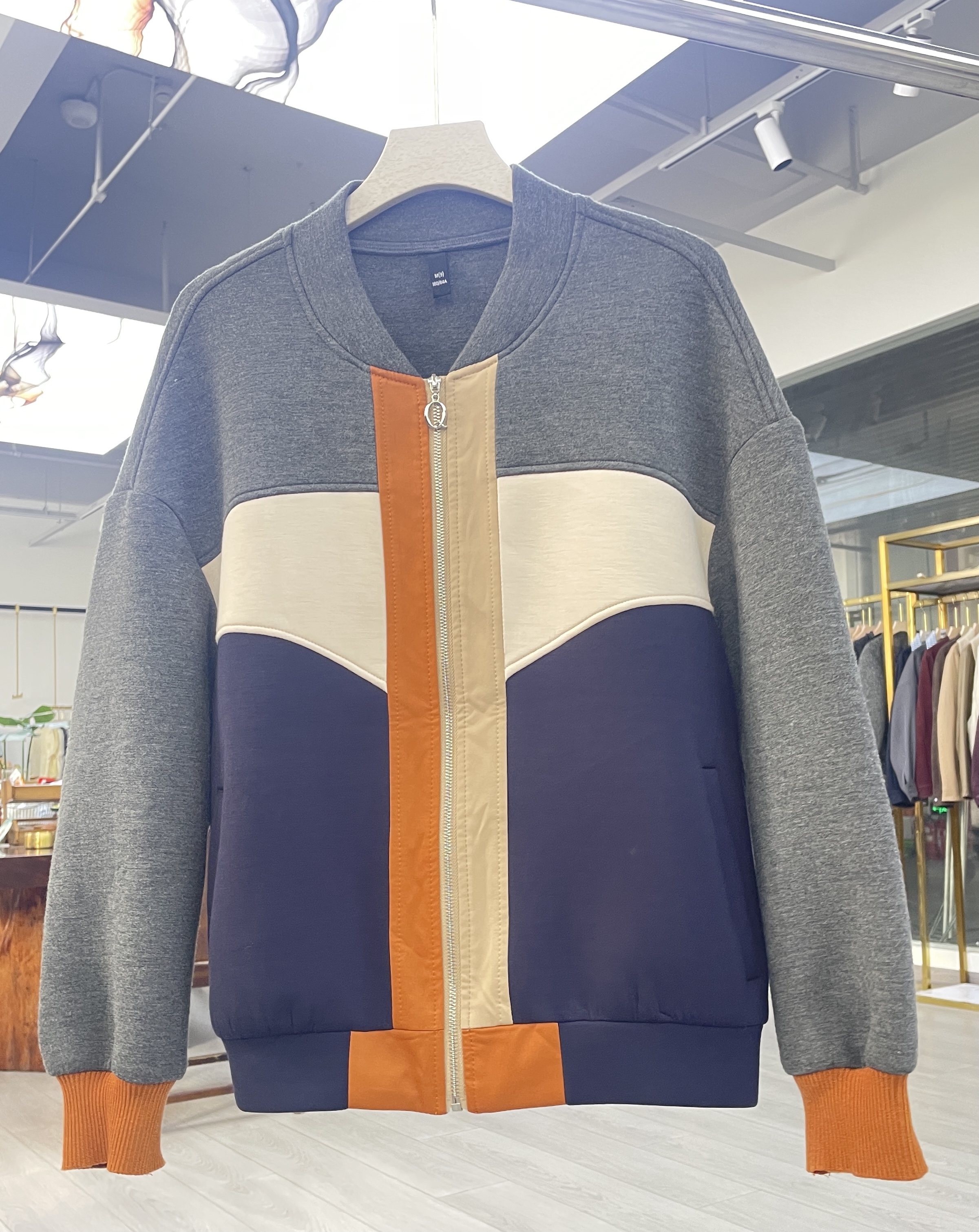 休闲风女常规款拉链短外套女士春秋休闲立领W391