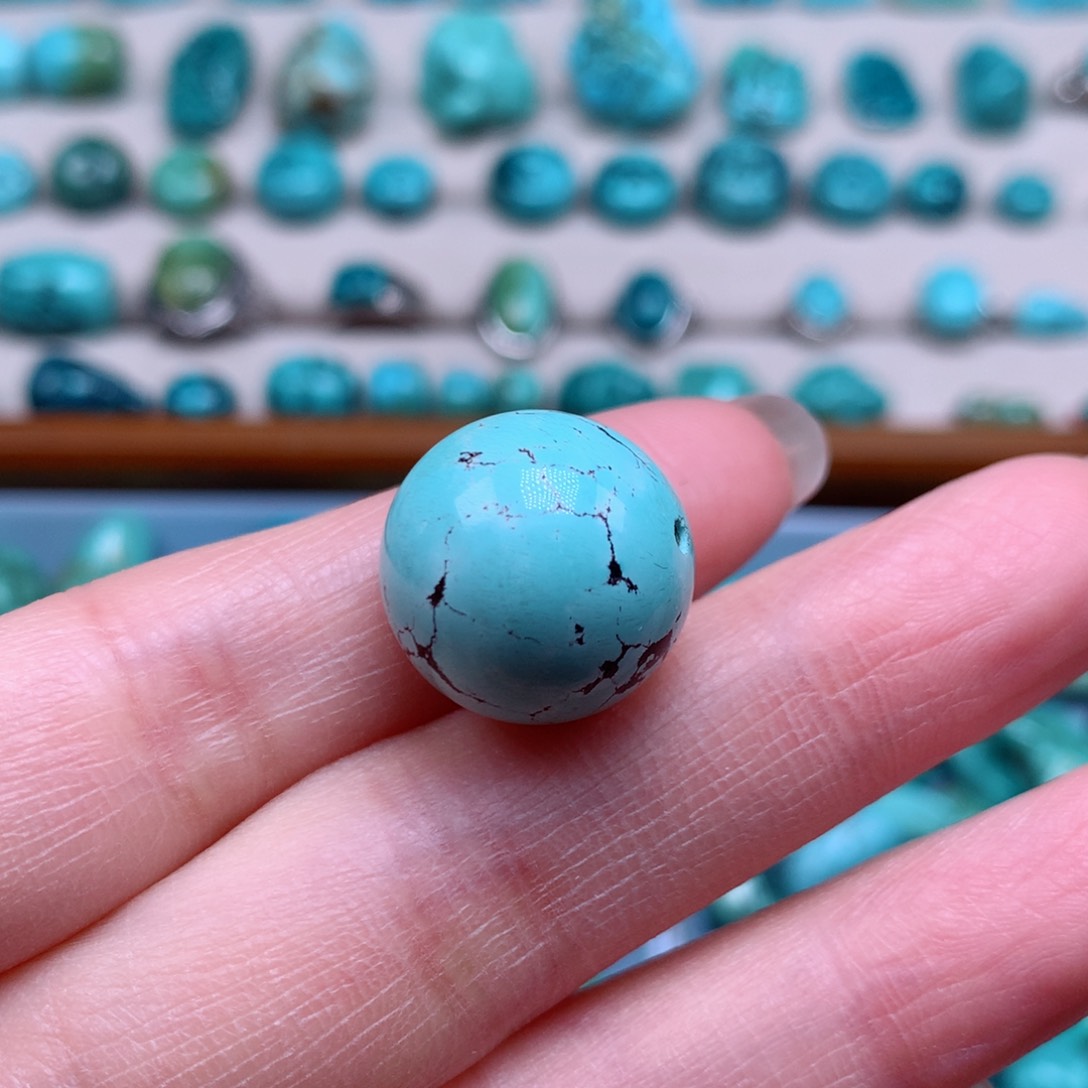 绿松石颈饰未镶嵌