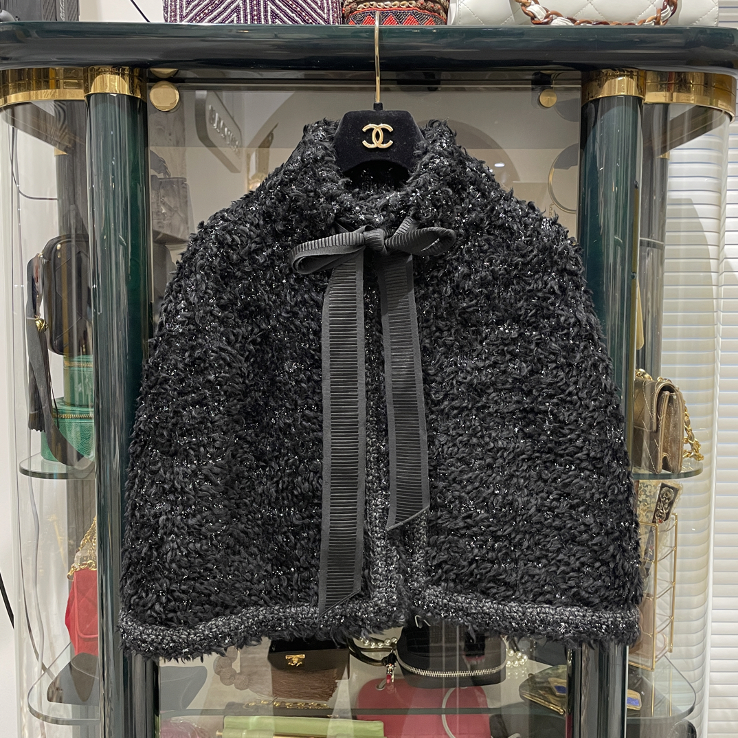 95新 Chanel/香奈儿 16A罗马黑色细闪圆领斗篷34｜36码 98新