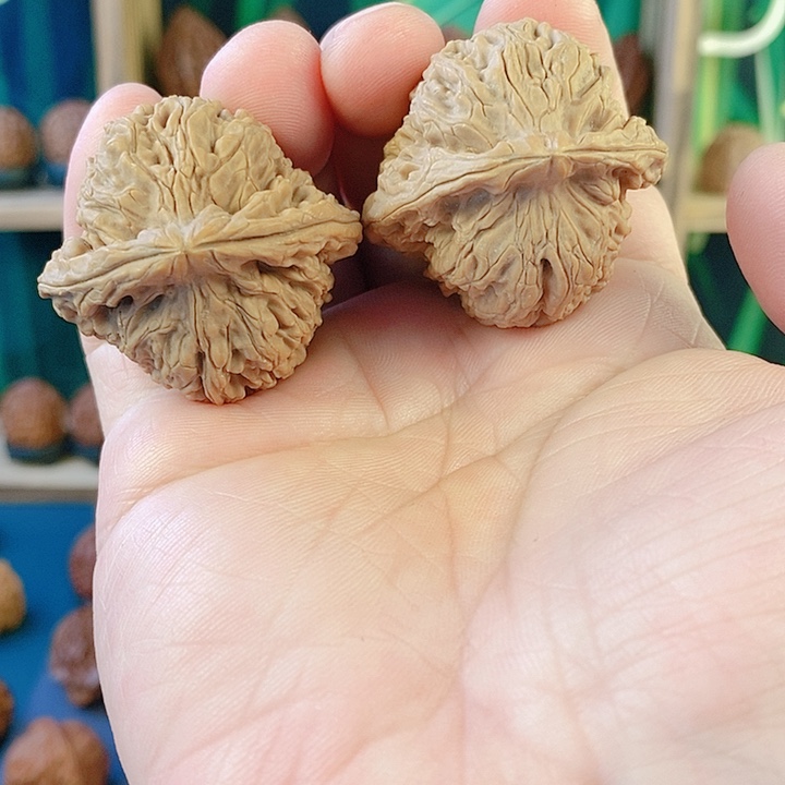 吊坠文玩核桃028南疆石40尺