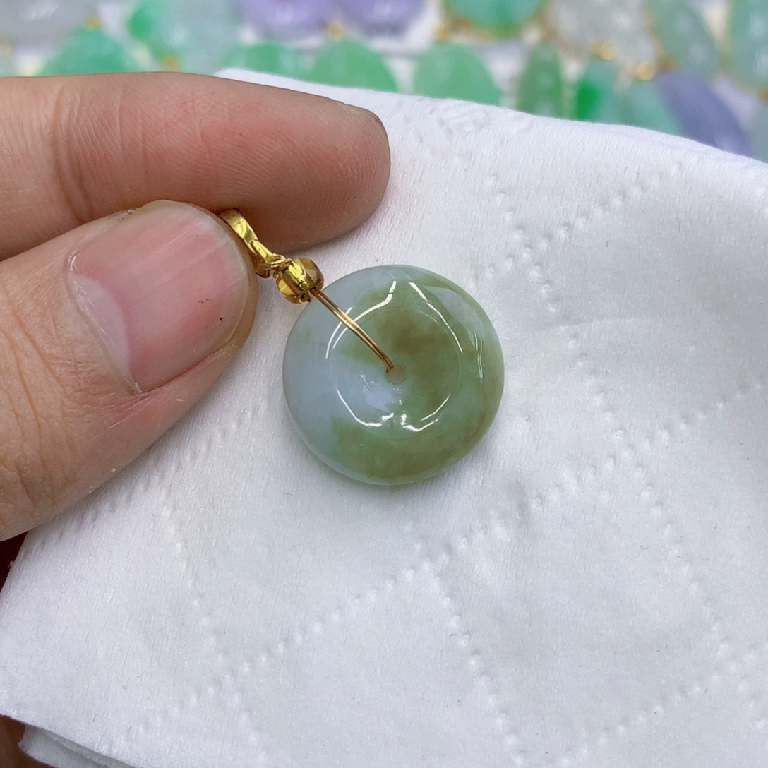 【闪购商品】颈饰未镶嵌翡翠