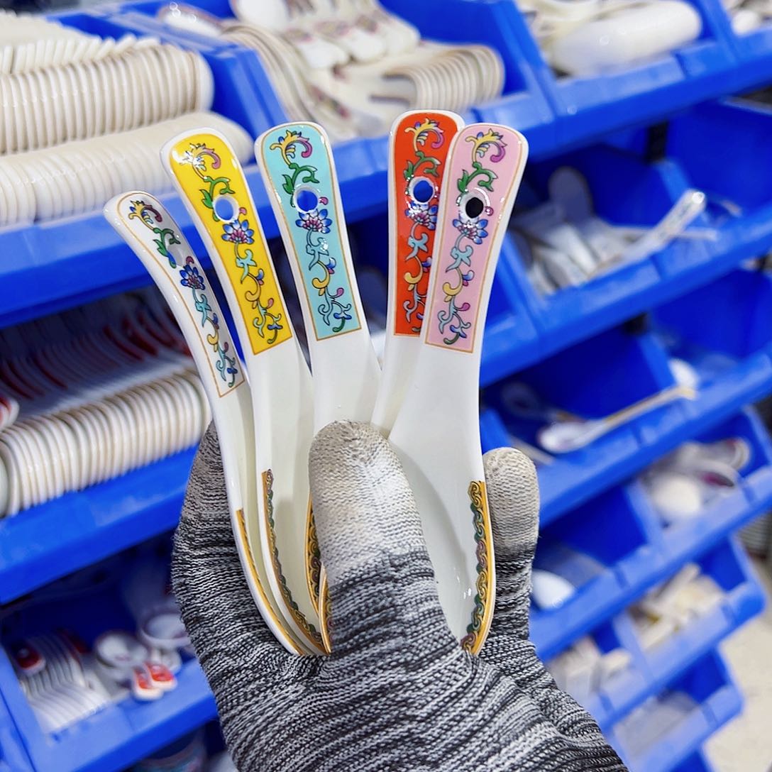 瓷片10小勺子混色各两个