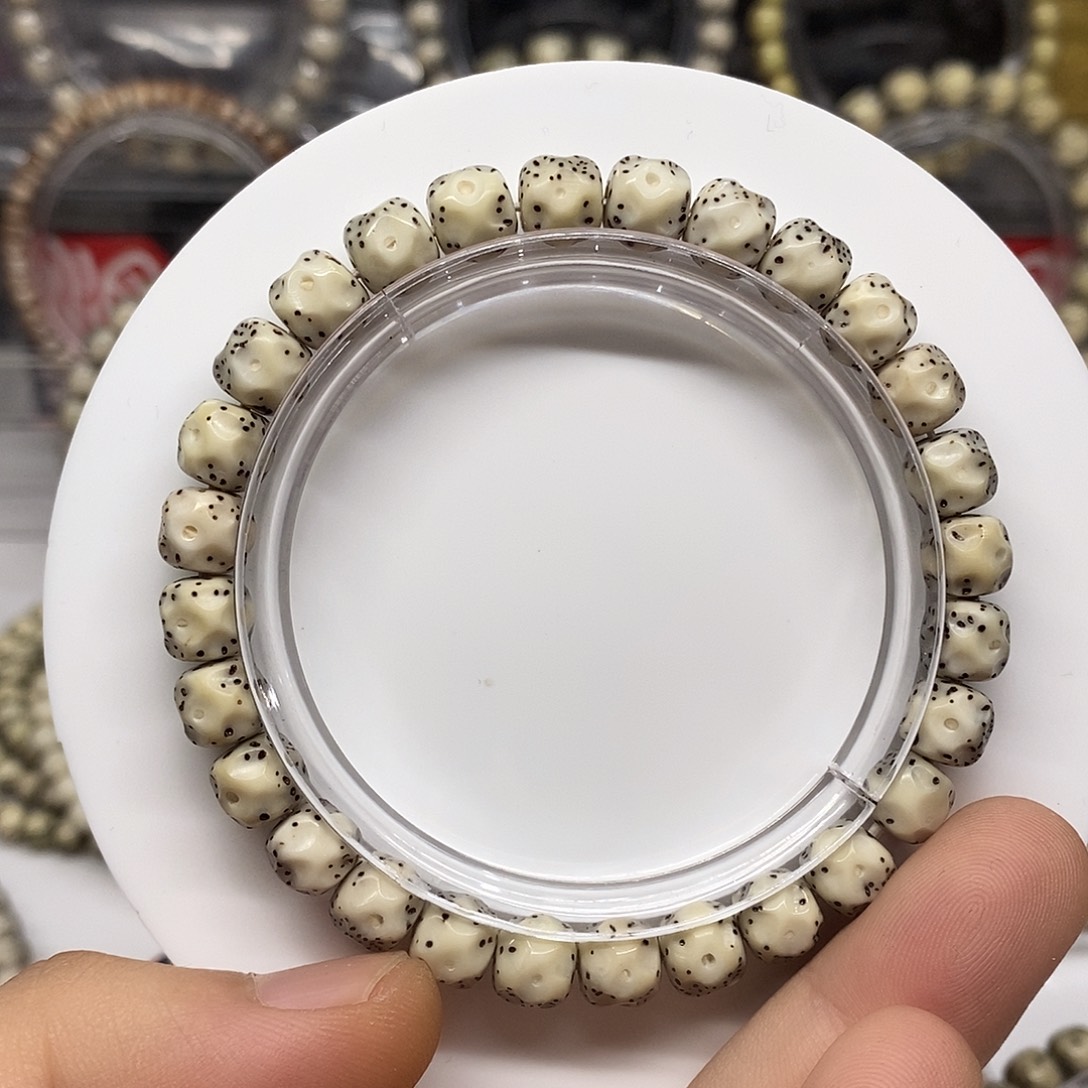 星月菩提吊坠无相8x7