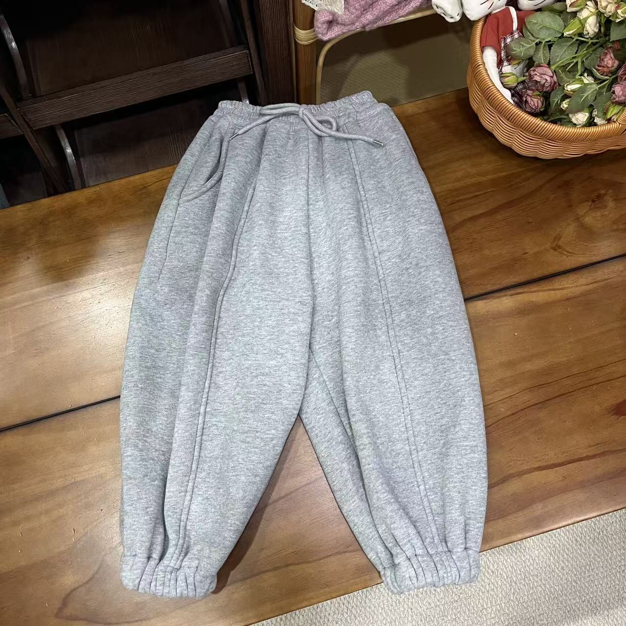 〖姐姐家〗2025冬款儿童收脚口休闲加薄绒卫裤 lm7988