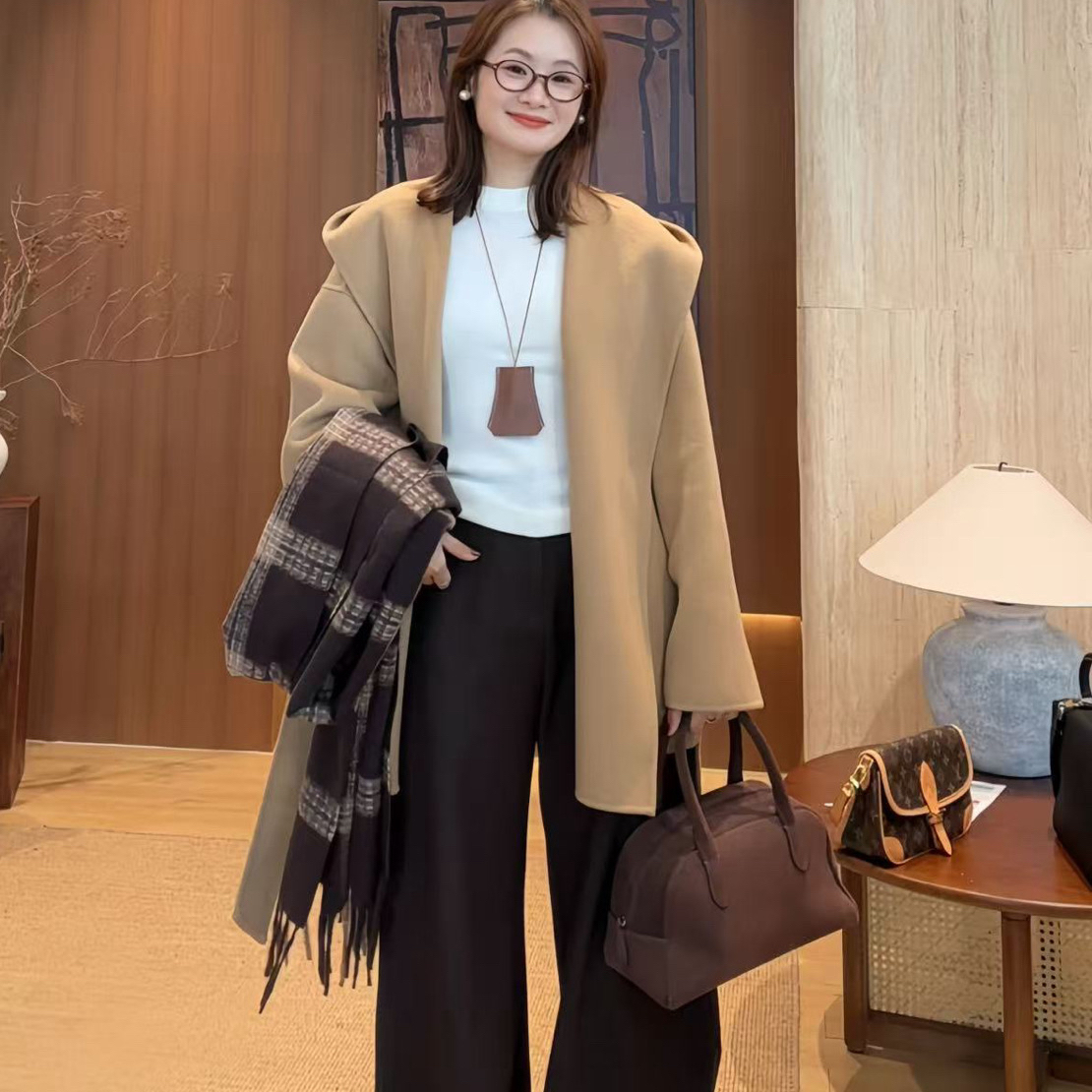 新品升级2025秋冬100%绵羊毛短款连帽大衣